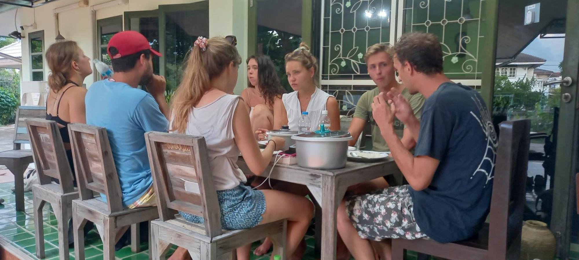 Plus Hostel Ayutthaya Exteriér fotografie